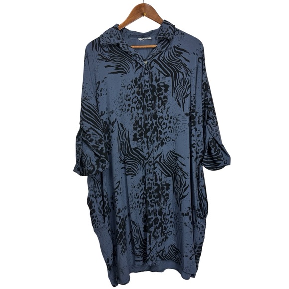 Dresses & Skirts - Blue and Black Animal Print Dress With Pockets Made in Italy
